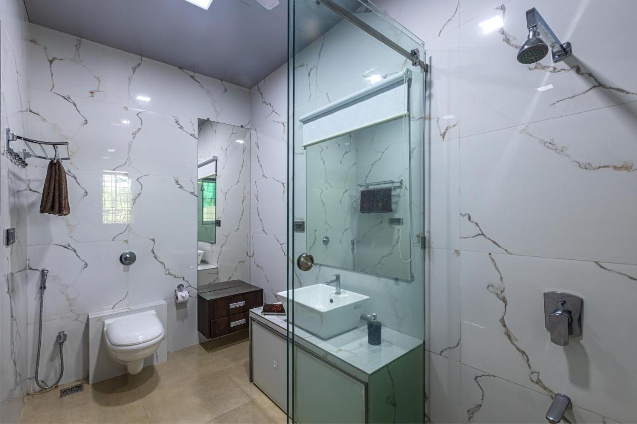 Saffronstays Odyssey, Karjat - 10 Acres Pet-Friendly Estate With Swimming Pool Chinchavli Exterior foto